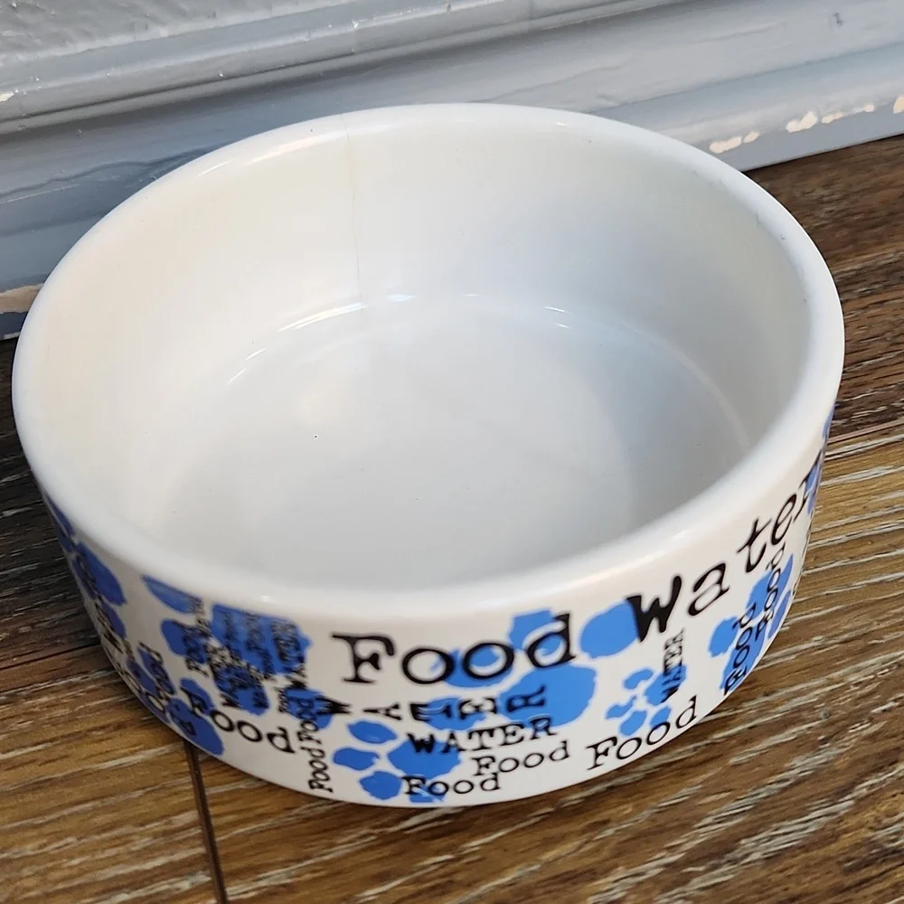 Food Water Dog Bowl Blue Paws Pawprints White Black